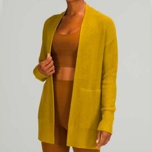 Lululemon Cashlu Sweater Knit Cardigan Auric Gold Green Open Front Pockets.